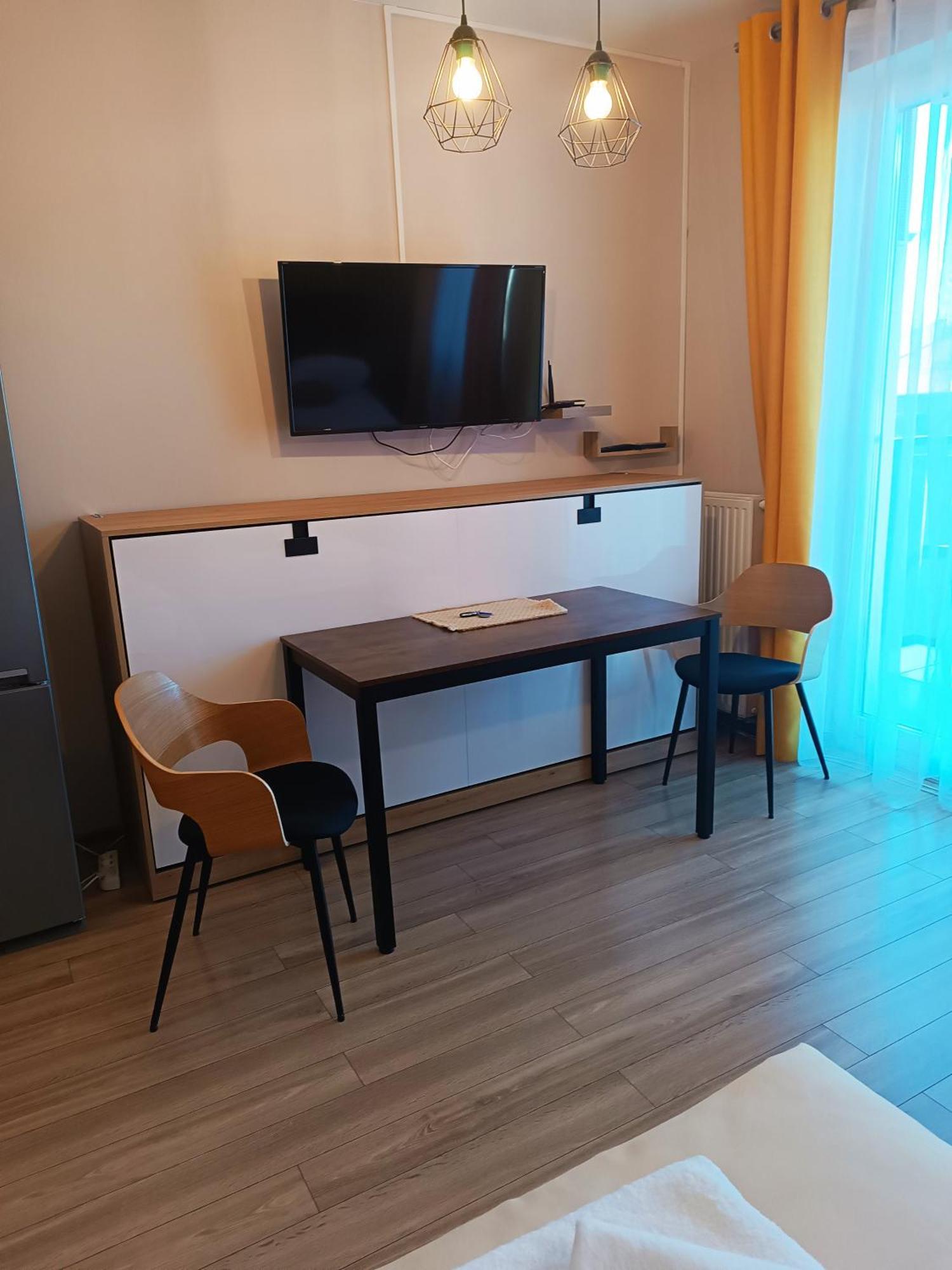 Sleep In Apartament Centrum Wrocław Eksteriør billede